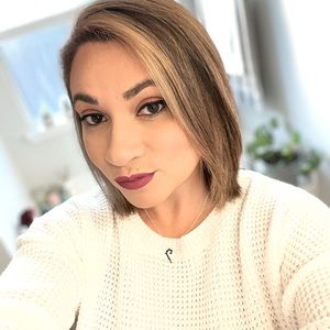 Meet your Posher, Jen